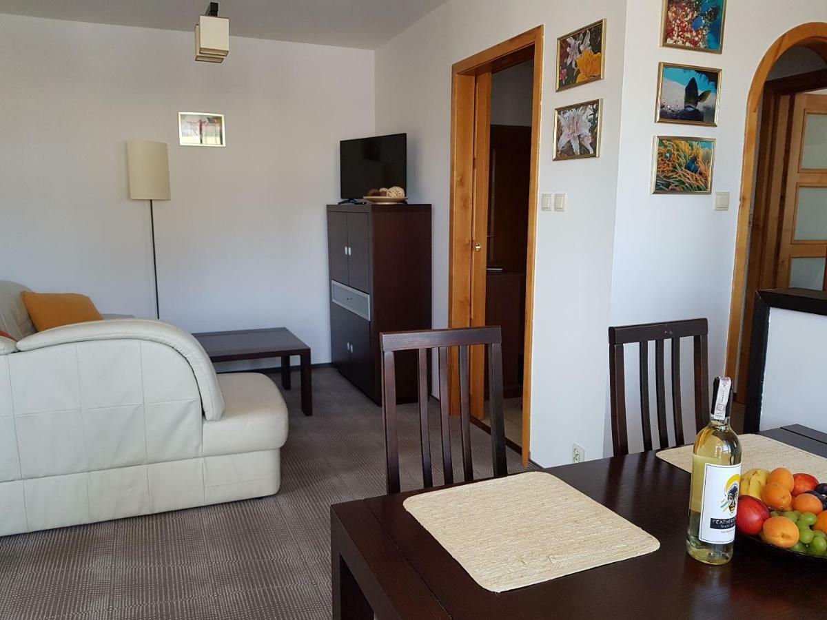 Trzypokojowy Apartament W Ustce Ustka Bagian luar foto